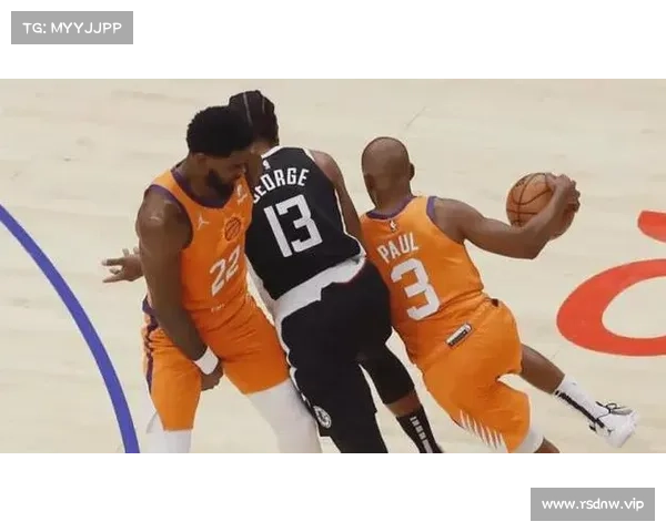 艾顿争夺战白热化！勇士薪资枷锁难破，错失补强良机？